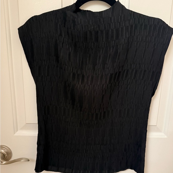 Veronica Beard Foxe Black Pleated Women's Top - Picture 2 of 3